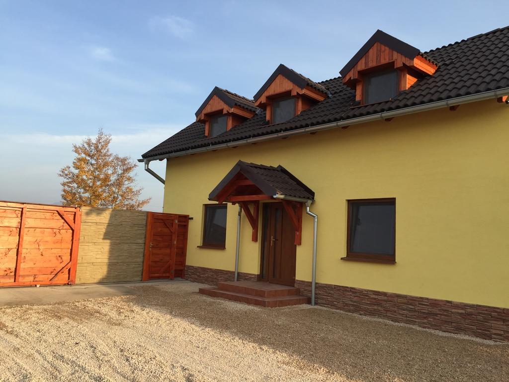 Ubytovanie Joli Jovice Exteriér fotografie